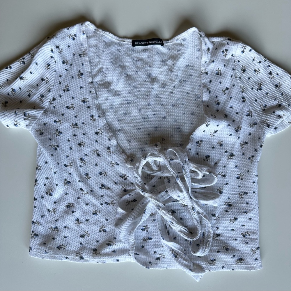 brandy melville blue flower wrap top